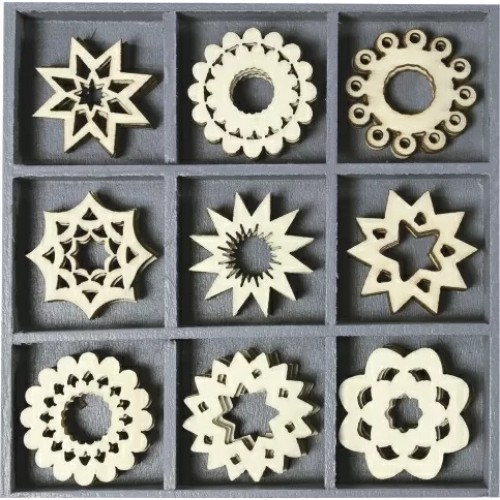 Кутия с 45 броя Дървени Коледни Фигурки, Кръгли Снежинки Кутия с 45 броя Дървени Коледни Фигурки, Кръгли Снежинки